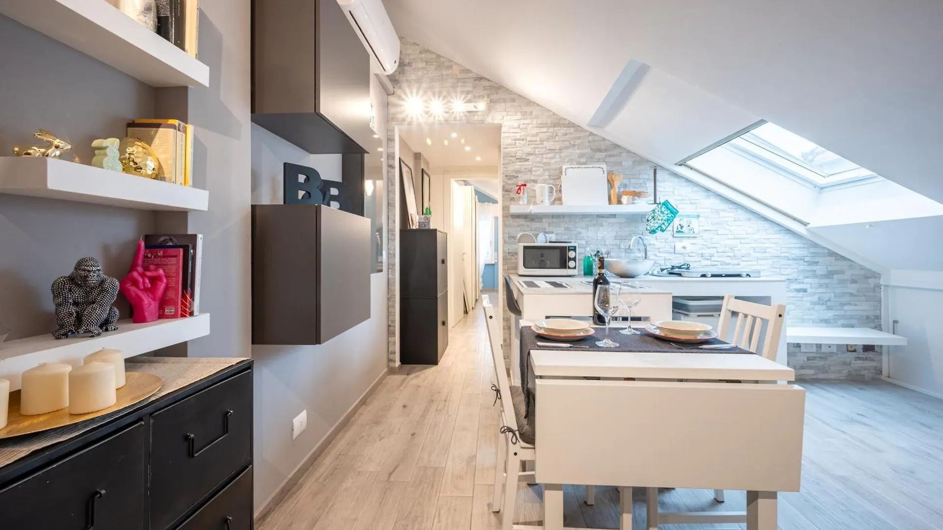 Parma Elegant And Sweet Apartments Italy