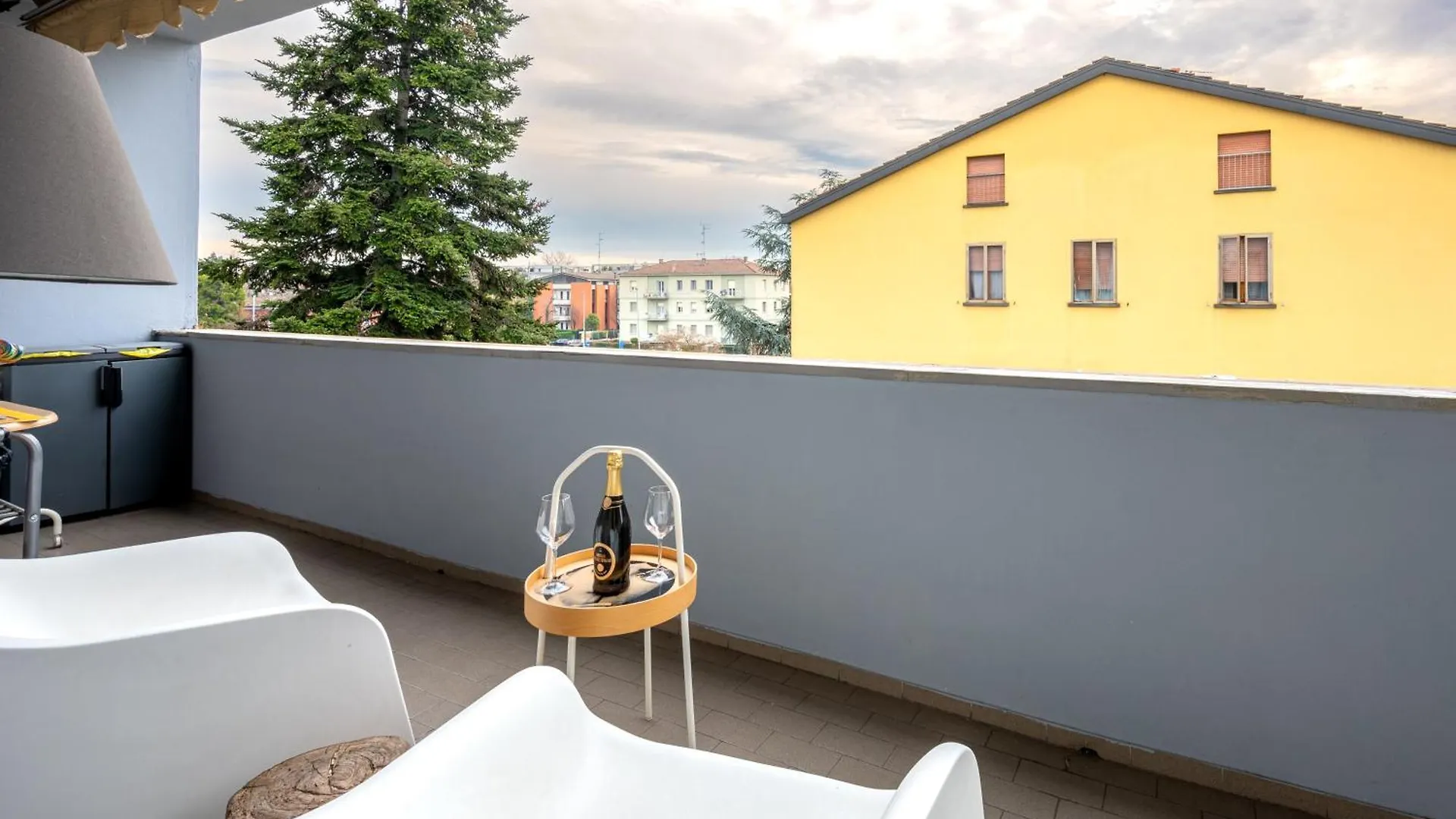 Parma Elegant And Sweet Apartments